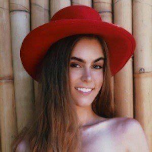 amberleight west|Amberleigh West Bio, Family, Dating, Relationship & Net Worth.